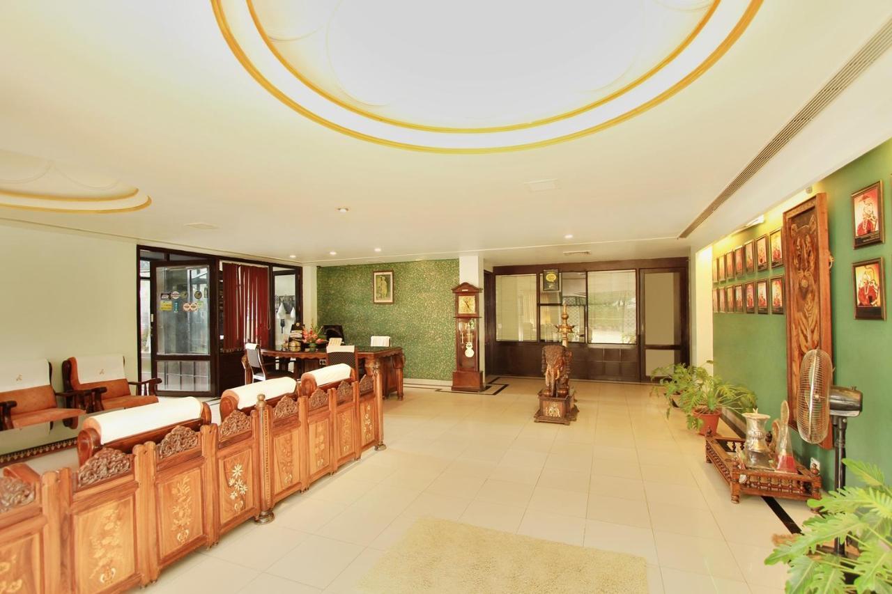 Royal Inn Mysore Eksteriør billede