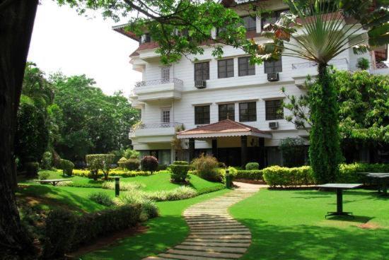 Royal Inn Mysore Eksteriør billede