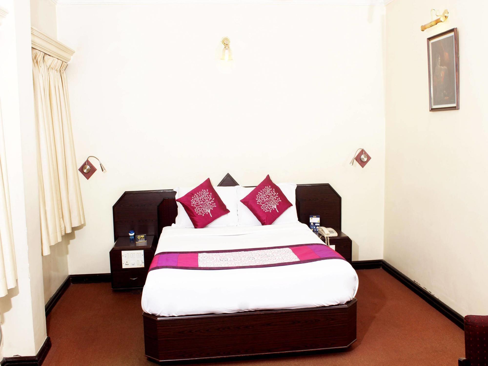 Royal Inn Mysore Eksteriør billede