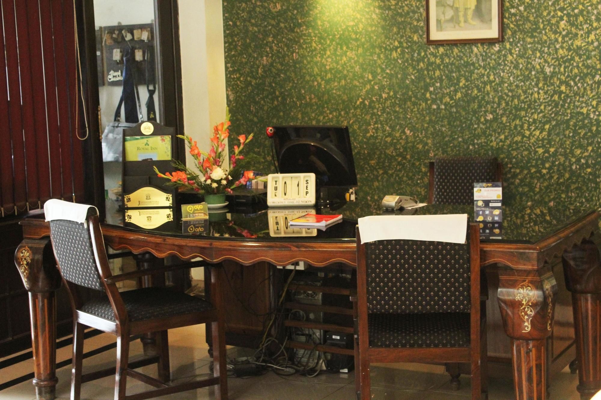 Royal Inn Mysore Eksteriør billede